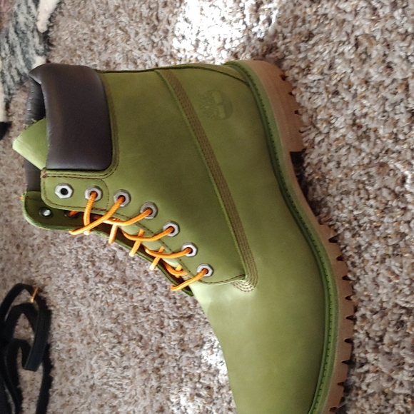 Premium limited edition Timberland waterproof boots - Picture 4 of 9